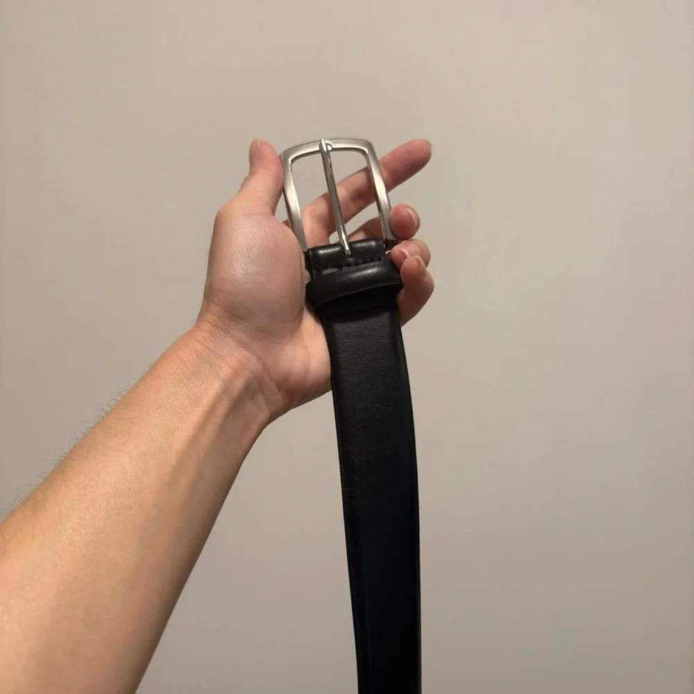 KM Legend Black Leather Belt Silver-Toned Buckle Size 40 Business Casual Wedding